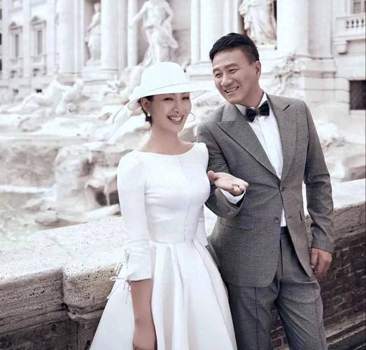 胡军卢芳夫妻恩爱,胡军新剧《归队》减重获赞 胡军卢芳夫妻恩爱,胡军新剧《归队》减重获赞