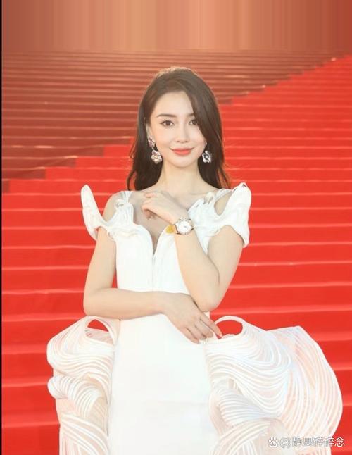 Angelababy硬气复出，人气不减！
