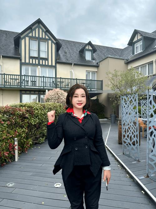 刘晓庆74岁逆龄之谜：少女感真相