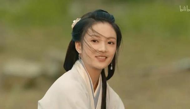 《国色芳华》角色盘点：谁是你心中最亮星？