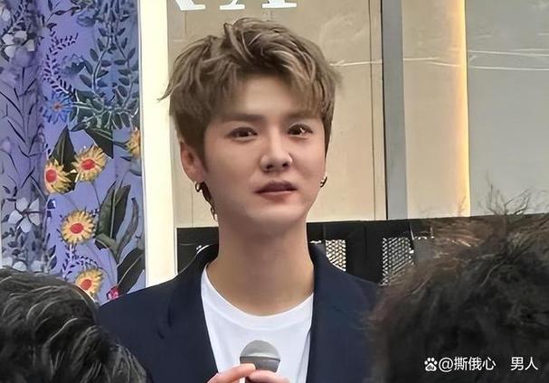 鹿晗披哥5名单热议：淡出娱乐圈后，能否东山再起？