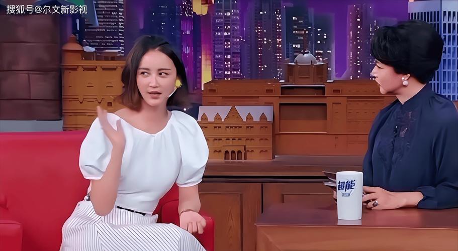 妻子旅行为娱乐圈真实与表演的餐桌辩论