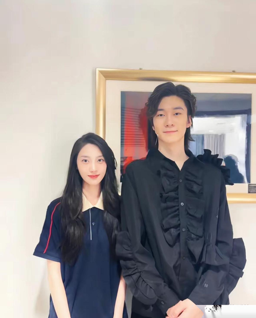 张亮儿子天天上热搜,帅气逼人,基因强大! 张亮儿子天天上热搜,帅气逼人,基因强大!