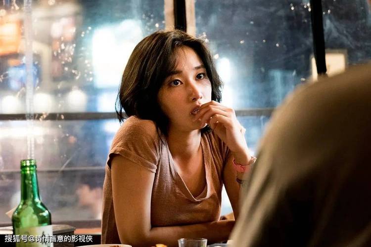 三部电影解析人性：情感依恋监控真相与女性自我探索