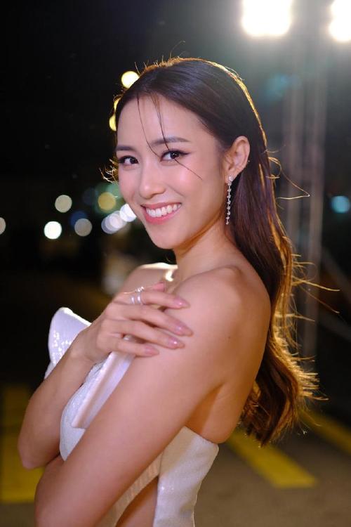 TVB新剧热议:刘颖镟打女造型,梁凯晴性感魅力升级! TVB新剧热议:刘颖镟打女造型,梁凯晴性感魅力升级!