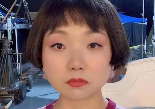 辣目洋子:从网红到演员,转型困境与影后争议 辣目洋子:从网红到演员,转型困境与影后争议