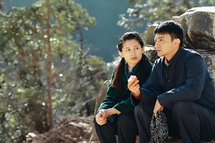 各大年代剧来袭!赵丽颖杨紫等主演,扶贫抗战精彩不停看! 各大年代剧来袭!赵丽颖杨紫等主演,扶贫抗战精彩不停看!