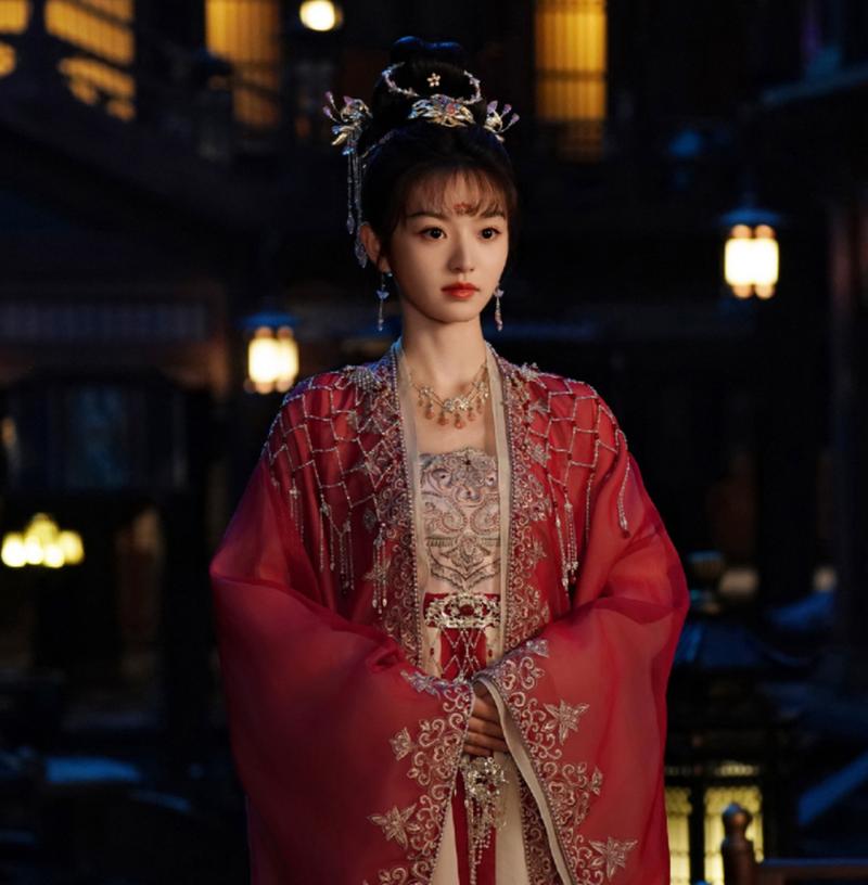 大奉打更人爆火！穿越探案剧热映，笑泪交织引期待