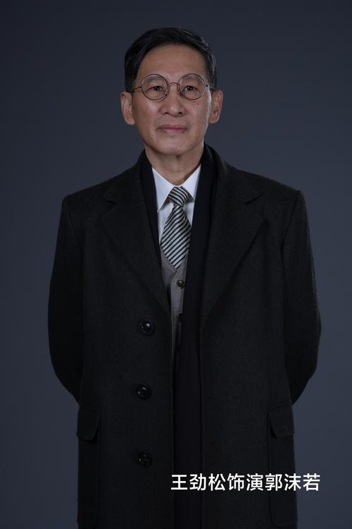 央视抗战剧《阵地》即将开播，冯绍峰王劲松主演，讲述文化人用笔杆子抗日救国的故事