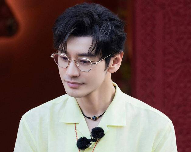 《中餐厅8》黄晓明姜妍领衔，法国首日创收1000欧元，奥运主题菜单创意十足，展现中华美食魅力！