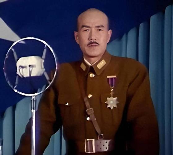 孙飞虎演蒋介石获奖，开国大典票房破纪录