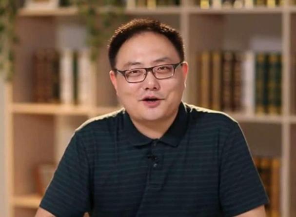 基层民警常胜:家庭梦碎的社会焦虑 基层民警常胜:家庭梦碎的社会焦虑