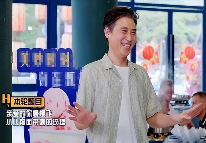 李乃文综艺走红后，近期的跳脱表现引争议