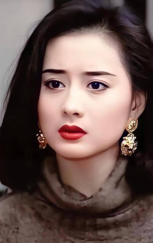 琼瑶女神陈德容:乘风破浪中的争议与退场启示 琼瑶女神陈德容:乘风破浪中的争议与退场启示