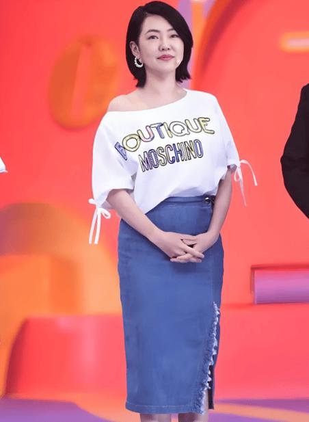 小S金钟提名引争议，靠姐姐出名遭质疑