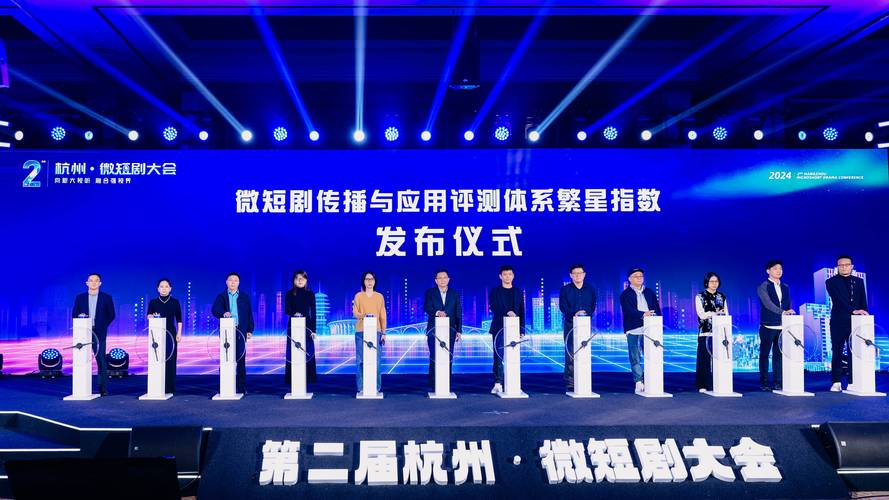 《脱友2》口碑炸裂，成夏日爆款脱口秀