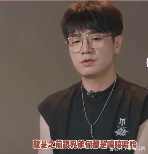 《披荆斩棘哥哥》王铮亮高情商圈粉，暖心时刻太圈粉