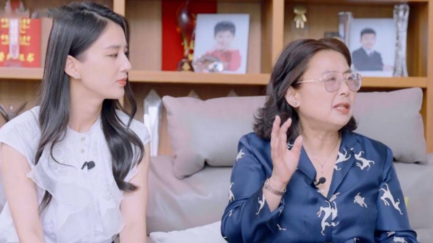 妈妈是女儿新季开播:黄圣依全体验,期待创新惊喜 妈妈是女儿新季开播:黄圣依全体验,期待创新惊喜